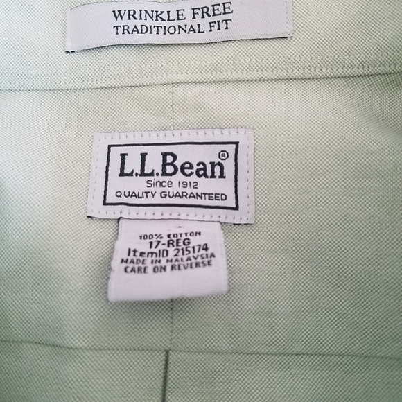 L.L. Bean Short Sleeve button down Oxford Shirt Wrinkle Free - Picture 5 of 7